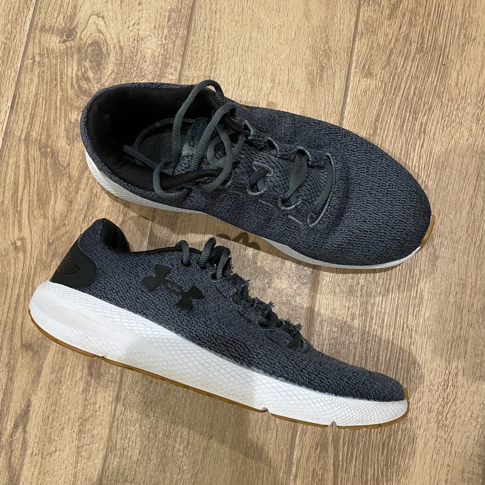 Under Armour Charged Pursuit